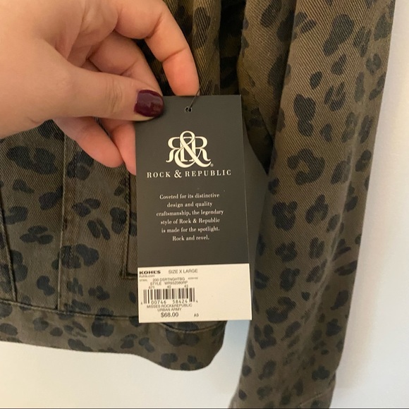 NWT Rock & Republic | Green Leopard Jean Jacket - Picture 6 of 12